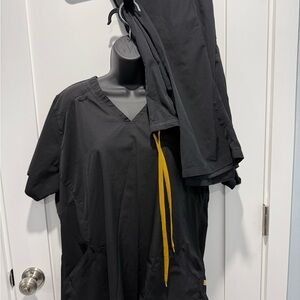 Carhartt Black Scrub